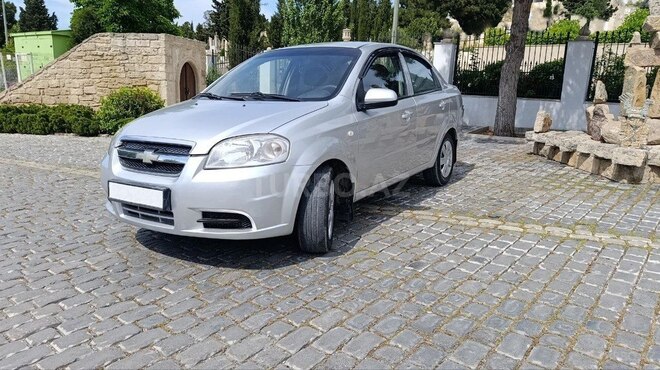 Chevrolet Aveo-1