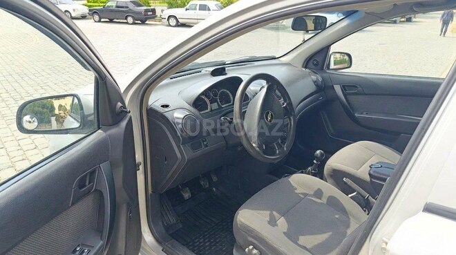 Chevrolet Aveo-9