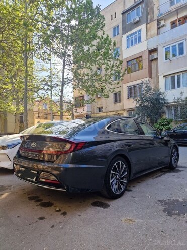 Hyundai Sonata-5
