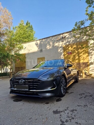 Hyundai Sonata-2