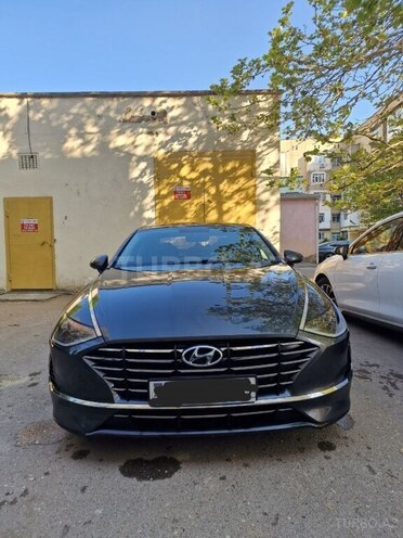 Hyundai Sonata-1