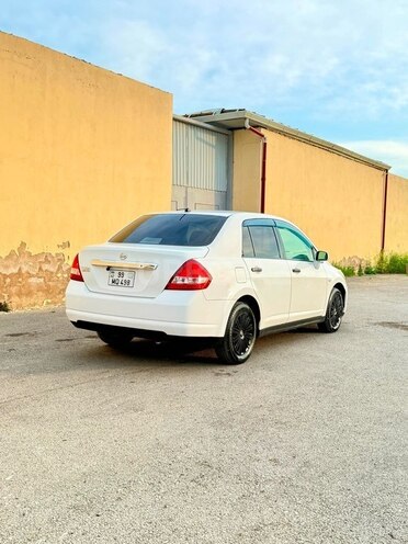 Nissan Tiida 2011, 94,500 km - 1.5 л - Bakı