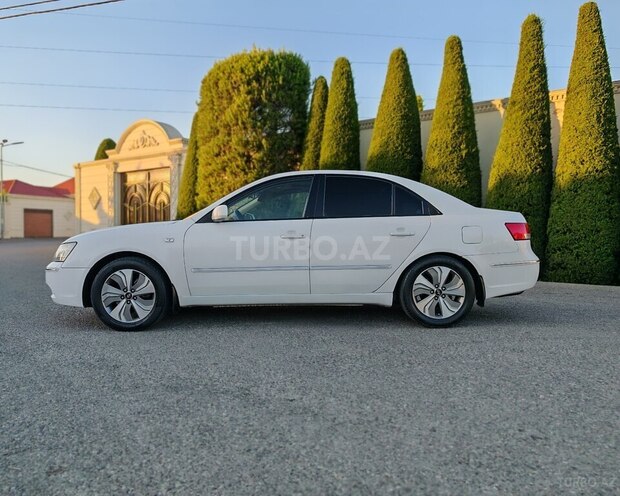Hyundai Sonata-7