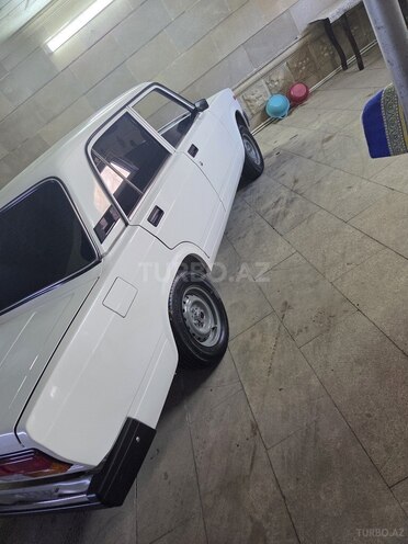 LADA (VAZ) 2107-8