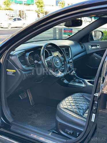Kia Optima-17