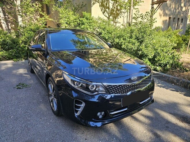 Kia K5-4