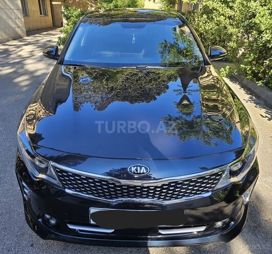 Kia K5-1