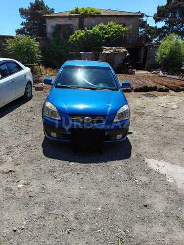 Kia Rio-1