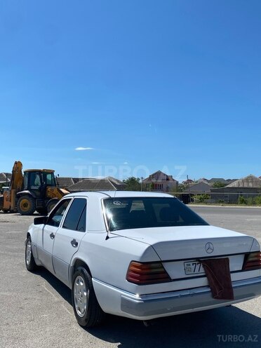 Mercedes 300 D-2