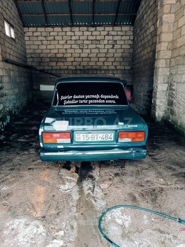 LADA (VAZ) 2107-2