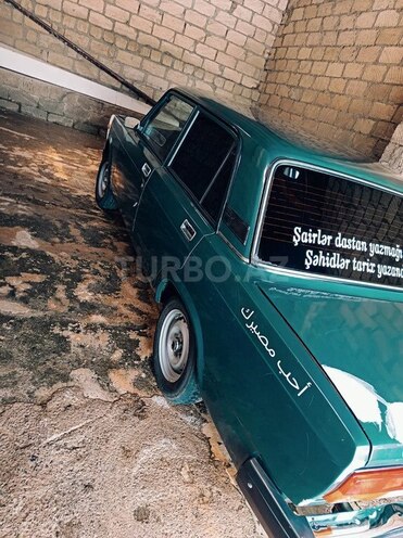 LADA (VAZ) 2107-4