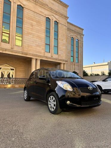 Toyota Yaris-2