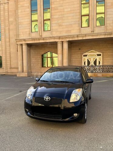 Toyota Yaris-4