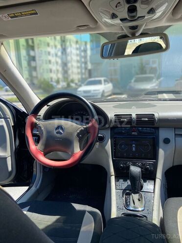 Mercedes C 240-6