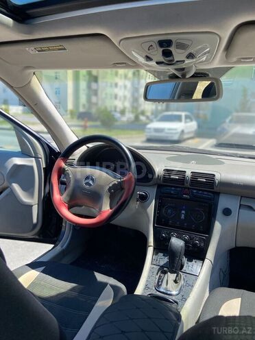 Mercedes C 240-13