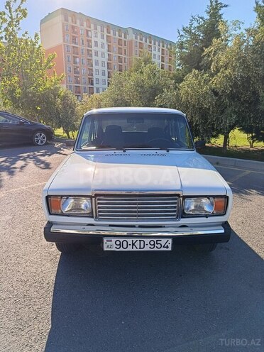 LADA (VAZ) 2107-1
