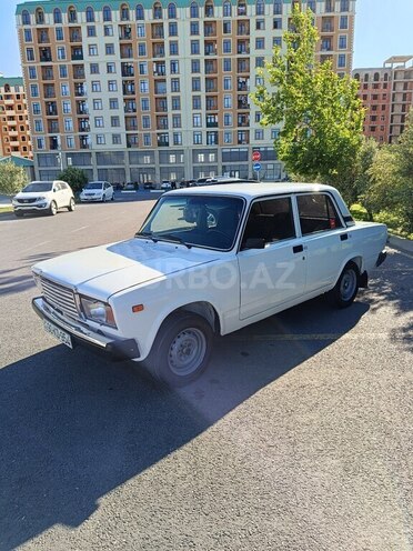 LADA (VAZ) 2107-5