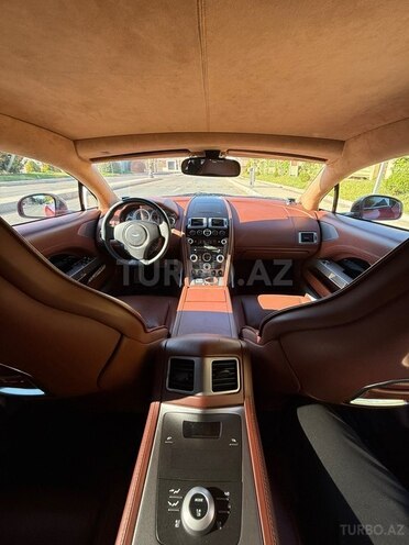Aston Martin Rapide-16