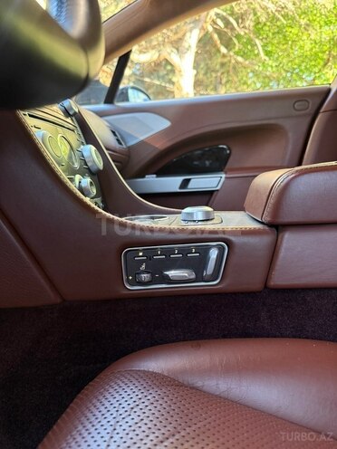 Aston Martin Rapide-18