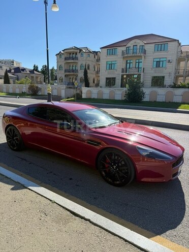 Aston Martin Rapide-4