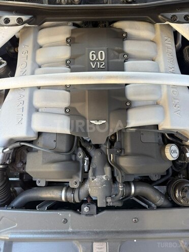 Aston Martin Rapide-20