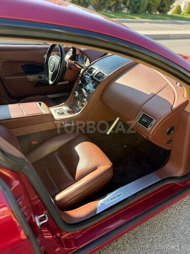 Aston Martin Rapide-13