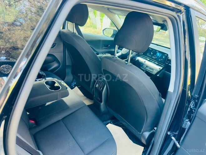 Hyundai Kona-8