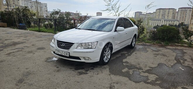 Hyundai Sonata-2