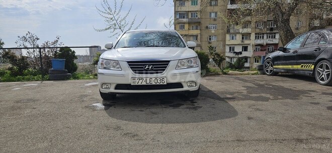 Hyundai Sonata-12