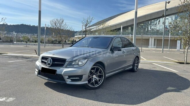 Mercedes C 250-1