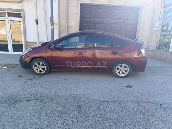Toyota Prius-4