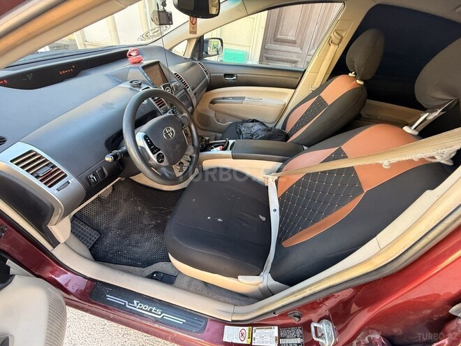 Toyota Prius-6