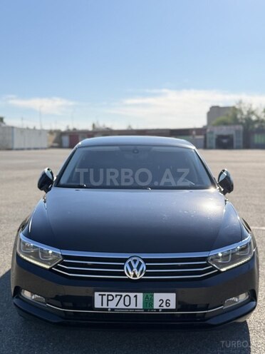 Volkswagen Passat-1