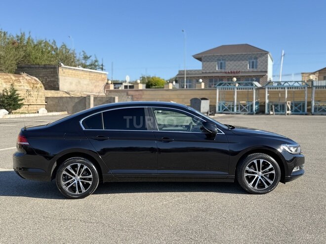 Volkswagen Passat-7