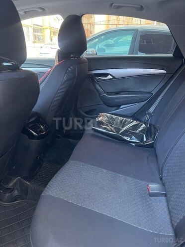 Hyundai i40-15