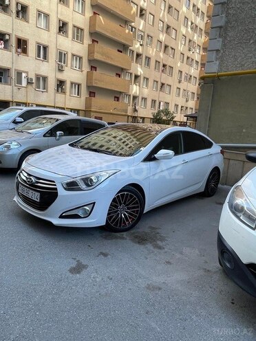 Hyundai i40-4