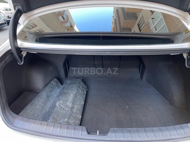 Hyundai i40-6