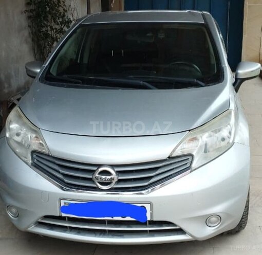 Nissan Note-1