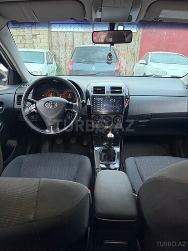 Toyota Corolla-7