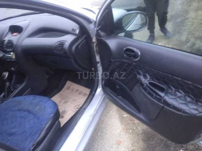 Peugeot 206-4