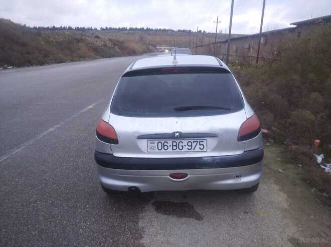 Peugeot 206-13