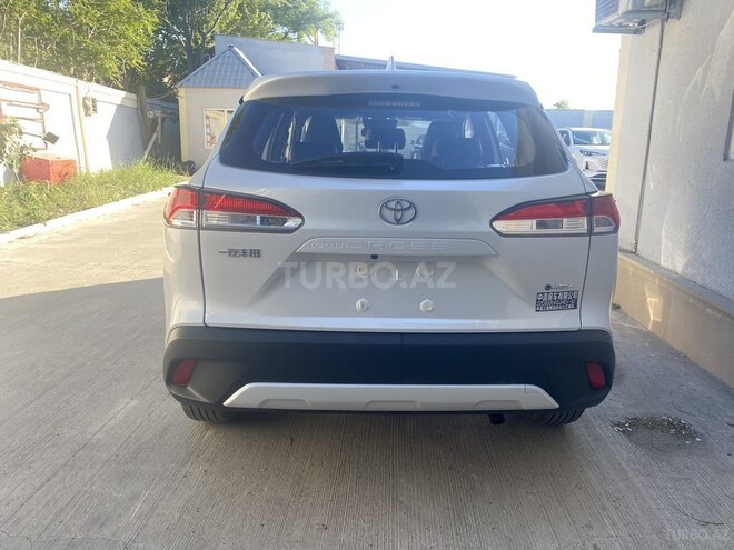 Toyota Corolla Cross-2