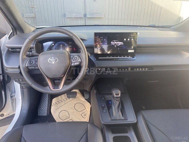 Toyota Corolla Cross-3