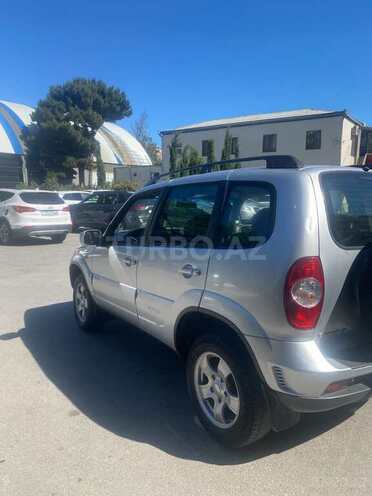 Chevrolet Niva-5