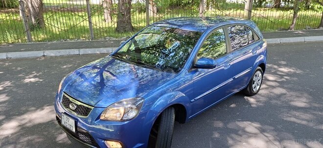 Kia Rio-3