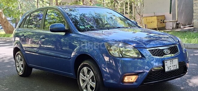 Kia Rio-12