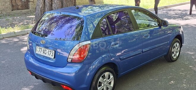 Kia Rio-13