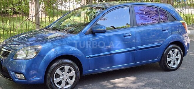 Kia Rio-14