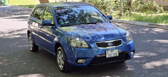 Kia Rio-15