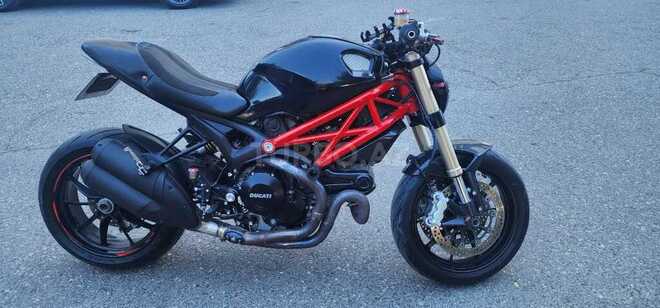 Ducati 1100 EVO-2